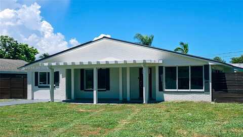 4587 Barrett St, Delray Beach, FL 33445