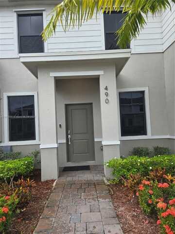 490 NE 12th St, Florida City, FL 33034