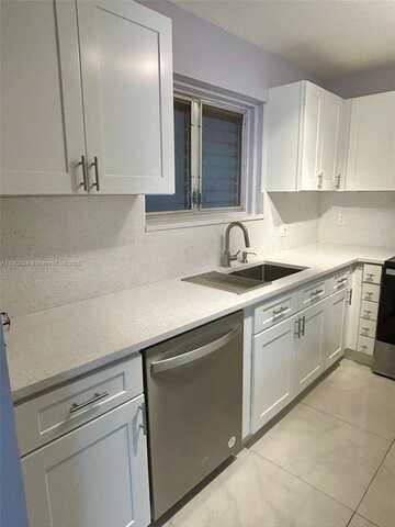 394 N Laurel Dr, Margate, FL 33063
