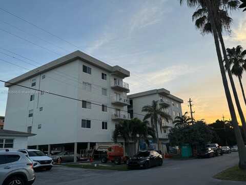 3536 NE 168th St, North Miami Beach, FL 33160