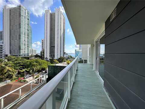 321 NE 26th St, Miami, FL 33137