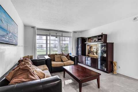 3001 NW 48th Ave, Lauderdale Lakes, FL 33313