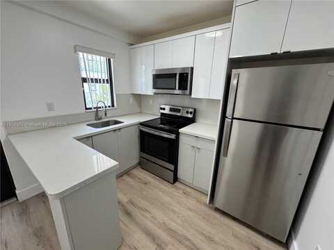 1971 NW 2nd Ct, Miami, FL 33136
