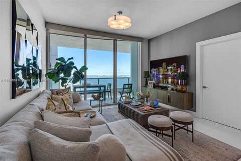 900 Biscayne Blvd, Miami, FL 33132
