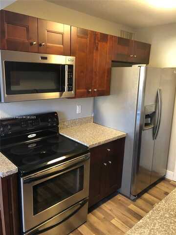 1333 S Dixie Hwy, Deerfield Beach, FL 33441