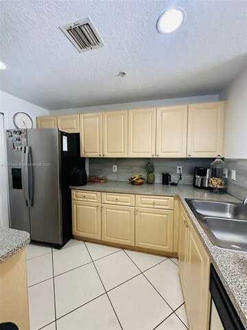 6400 NW 114th Ave, Doral, FL 33178