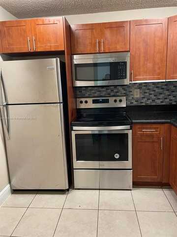 486 NW 165th St Rd, Miami, FL 33169