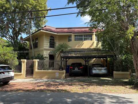 2997 Day Ave, Miami, FL 33133