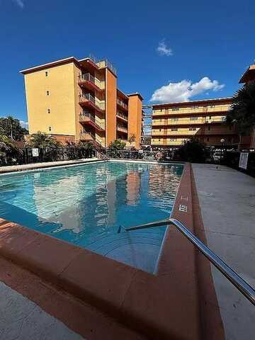 1800 W 54th St, Hialeah, FL 33012