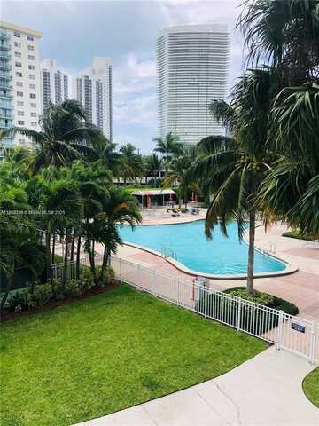 19380 Collins Ave, Sunny Isles Beach, FL 33160