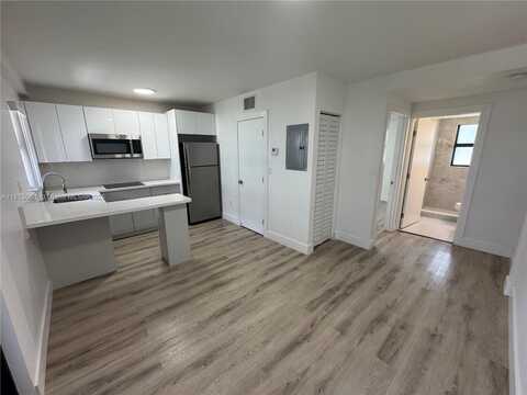 1969 NW 2nd ct, Miami, FL 33136