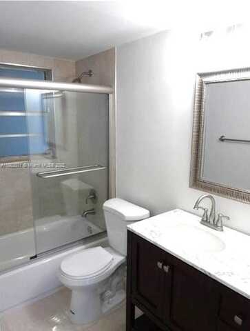 7775 SW 86th St, Miami, FL 33143