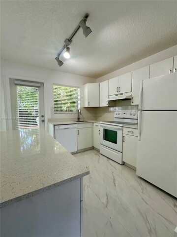 1831 SW 24th St, Fort Lauderdale, FL 33315