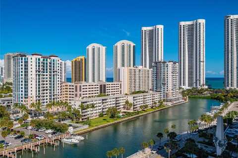 500 Bayview Dr, Sunny Isles Beach, FL 33160