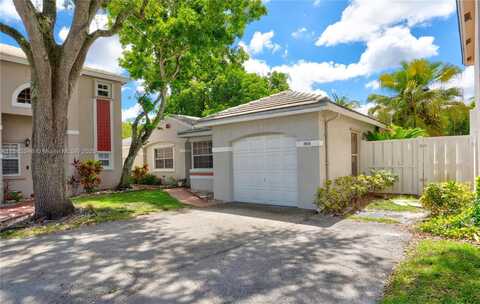 9834 NW 2nd Ct, Plantation, FL 33324