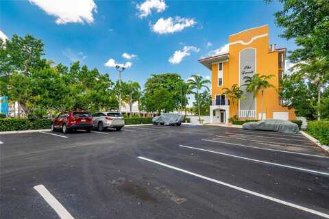 555 E Dania Beach Blvd, Dania Beach, FL 33004