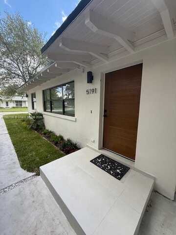 5191 SW 67th Ave, South Miami, FL 33155