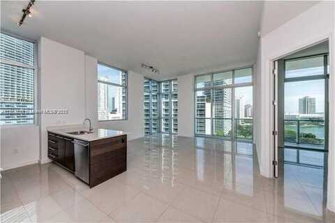 500 Brickell Ave, Miami, FL 33131
