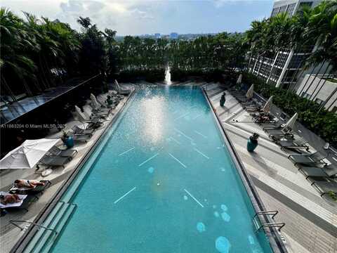 121 NE 34th St, Miami, FL 33137
