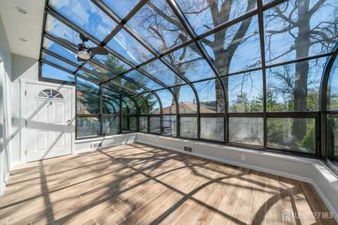 657 Amboy Avenue, Edison, NJ 08837