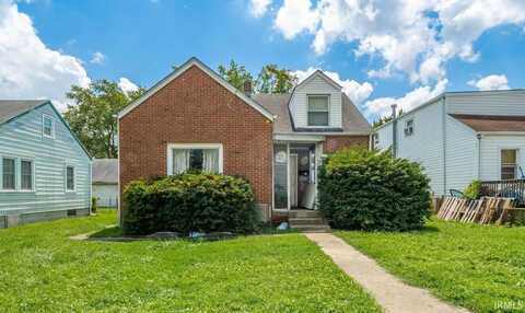 239 W 38th Street, Anderson, IN 46013