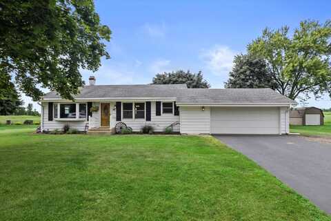 285 N Arlington Ave, North Prairie, WI 53153
