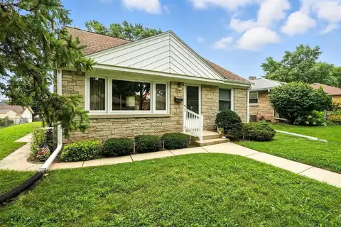 8811 W Stuth Ave, West Allis, WI 53227