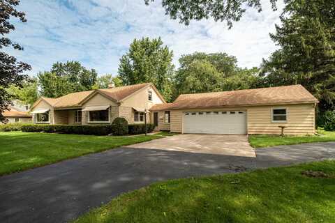 226 Vernon Ave, Thiensville, WI 53092