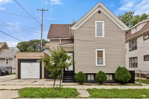 1315 S 10th St, Milwaukee, WI 53204