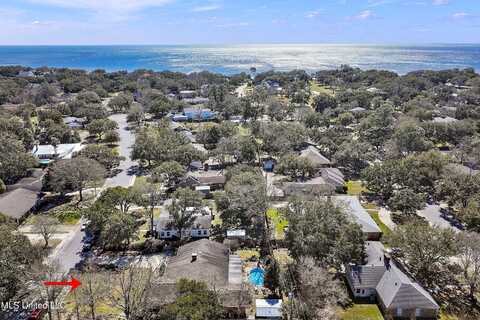 1017 Eastwood Street, Pascagoula, MS 39567