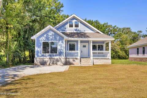 1407 Mantou Street, Pascagoula, MS 39567
