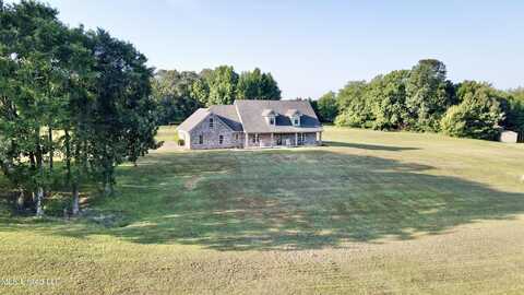 404 Golden Pond Circle, Coldwater, MS 38618