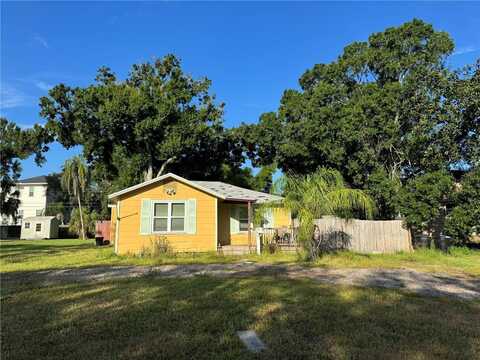 6404 PERSHING STREET NE, Saint Petersburg, FL 33702