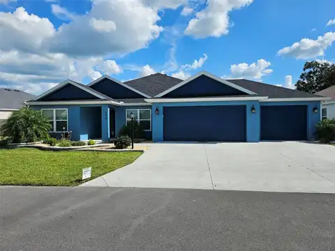 1926 LAURA LOOP, THE VILLAGES, FL 34762
