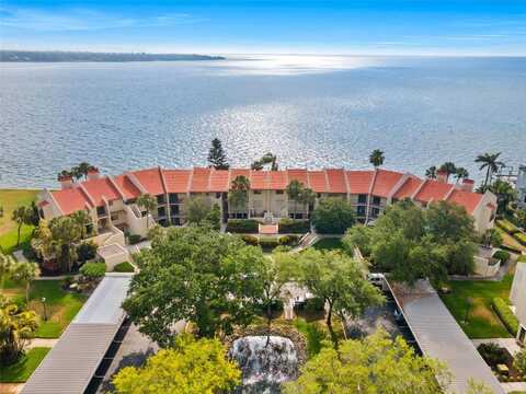 7540 SUNSHINE SKYWAY LANE S, Saint Petersburg, FL 33712