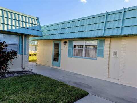101 CAMBRIDGE TRAIL, SUN CITY CENTER, FL 33573
