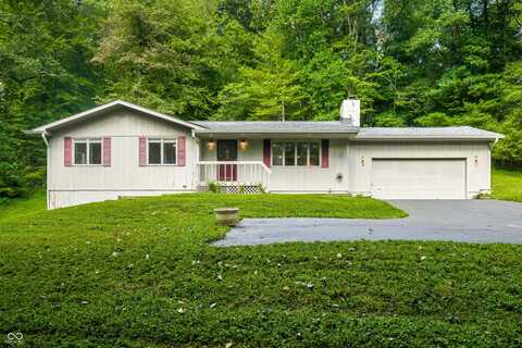 1726 Harrison Ridge Road, Nashville, IN 47448