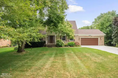 64322 Tipperary Dr, Washington, MI 48095