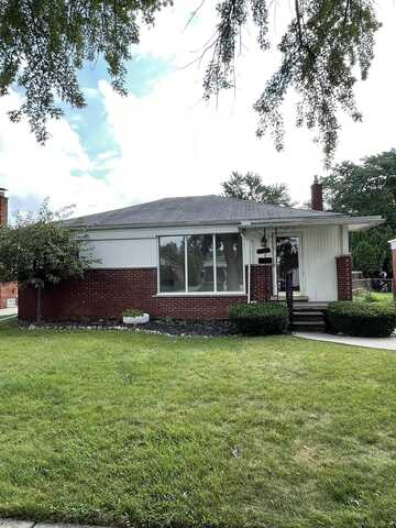 26712 Larchmont, Saint Clair Shores, MI 48081