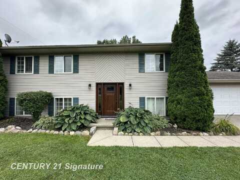 6126 E Maple, Grand Blanc, MI 48439