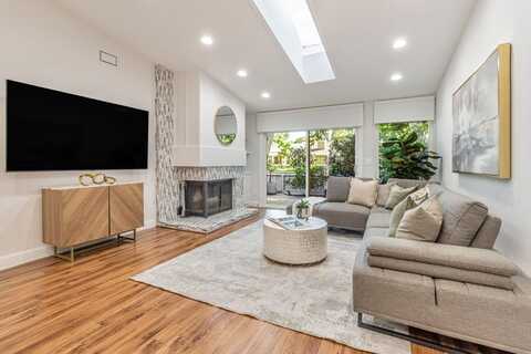 1108 Holly Oak CIR, SAN JOSE, CA 95120