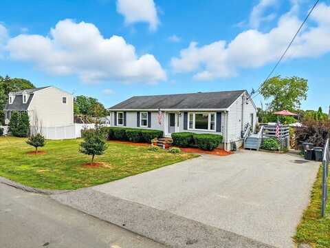 2 Overlook Ave, Haverhill, MA 01830