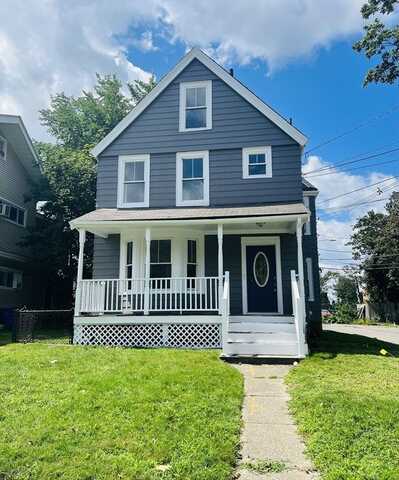 49 Cross St, Newton, MA 02465
