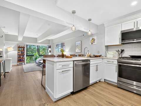 42 8th Street, Boston, MA 02129