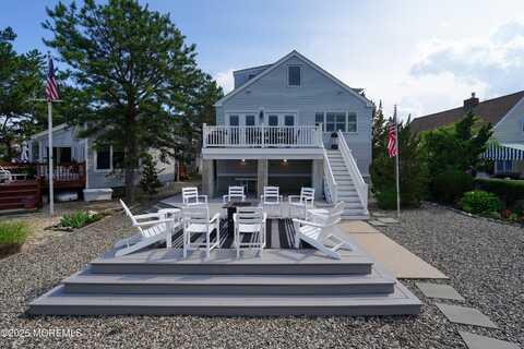 49 Farragut Drive, Brick, NJ 08723