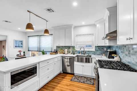 23 Port Royal Drive, Toms River, NJ 08757
