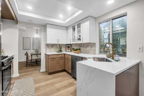 928b Liverpool Circle, Manchester, NJ 08759