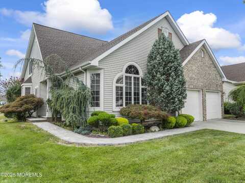 33 Leeds Lane, Monroe, NJ 08831