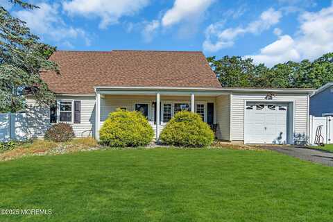 130 Shasta Lane, Toms River, NJ 08753