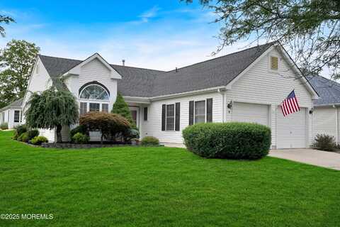 8 N Baker Drive, Jackson, NJ 08527